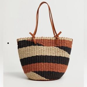 Mango raffia basket bag